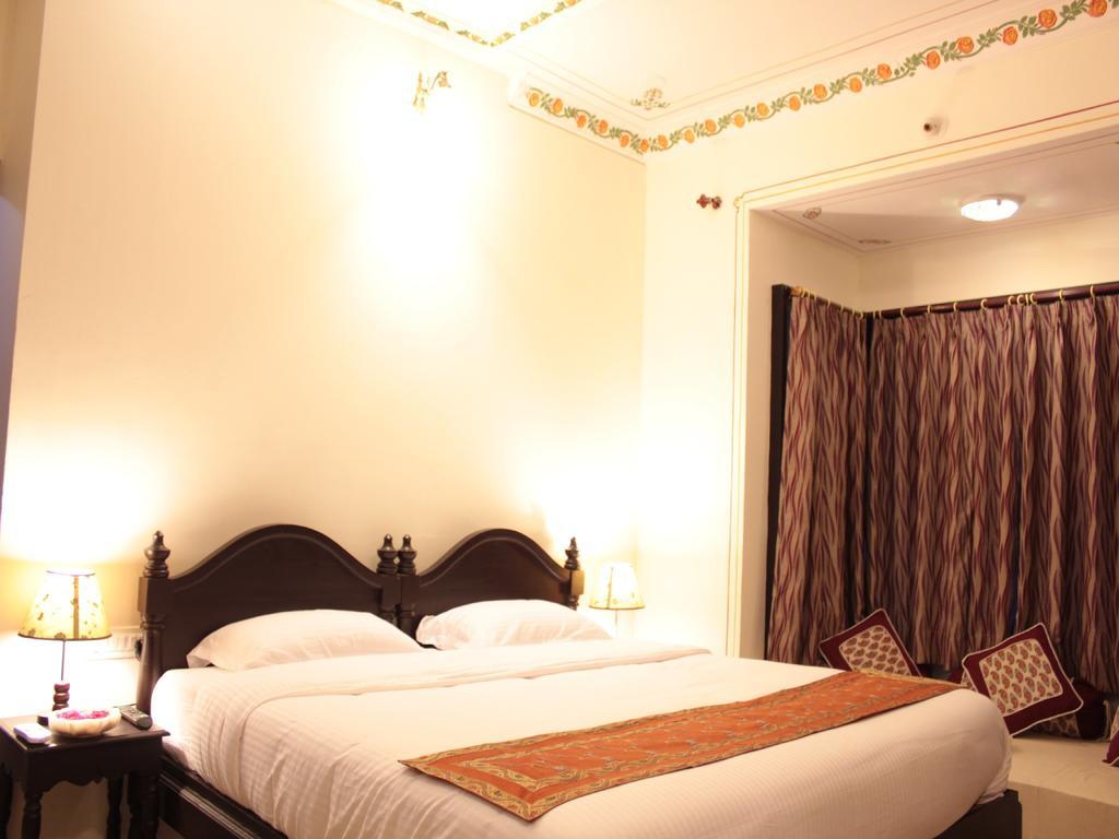 Hotel Mahima Palace Udaipur Kültér fotó